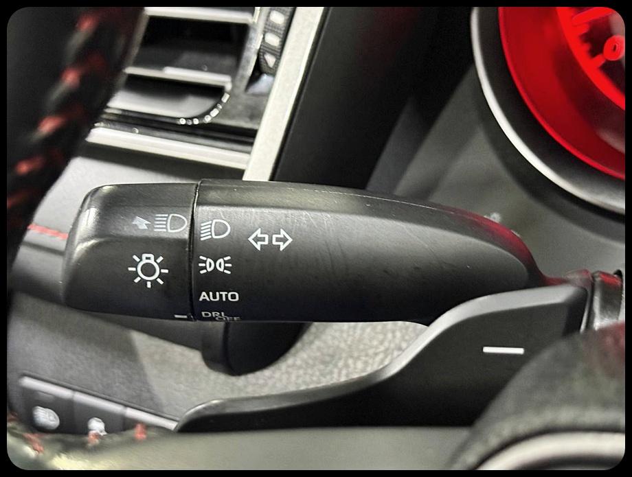 Toyota Camry  2021