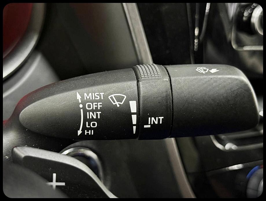 Toyota Camry  2021