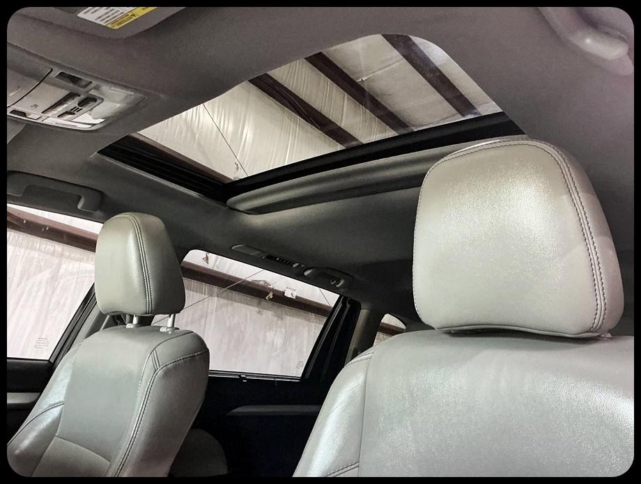Toyota Highlander XLE AWD V6 2019