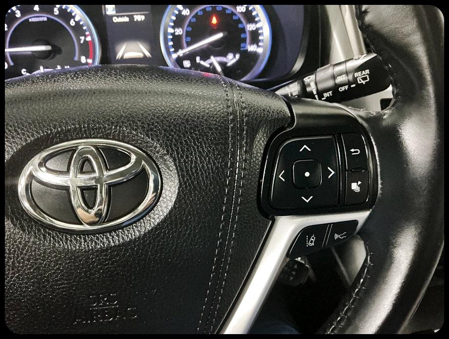 Toyota Highlander XLE AWD V6 2019