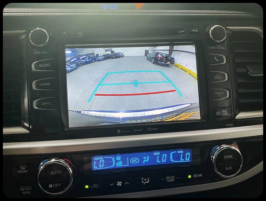 Toyota Highlander XLE AWD V6 2019