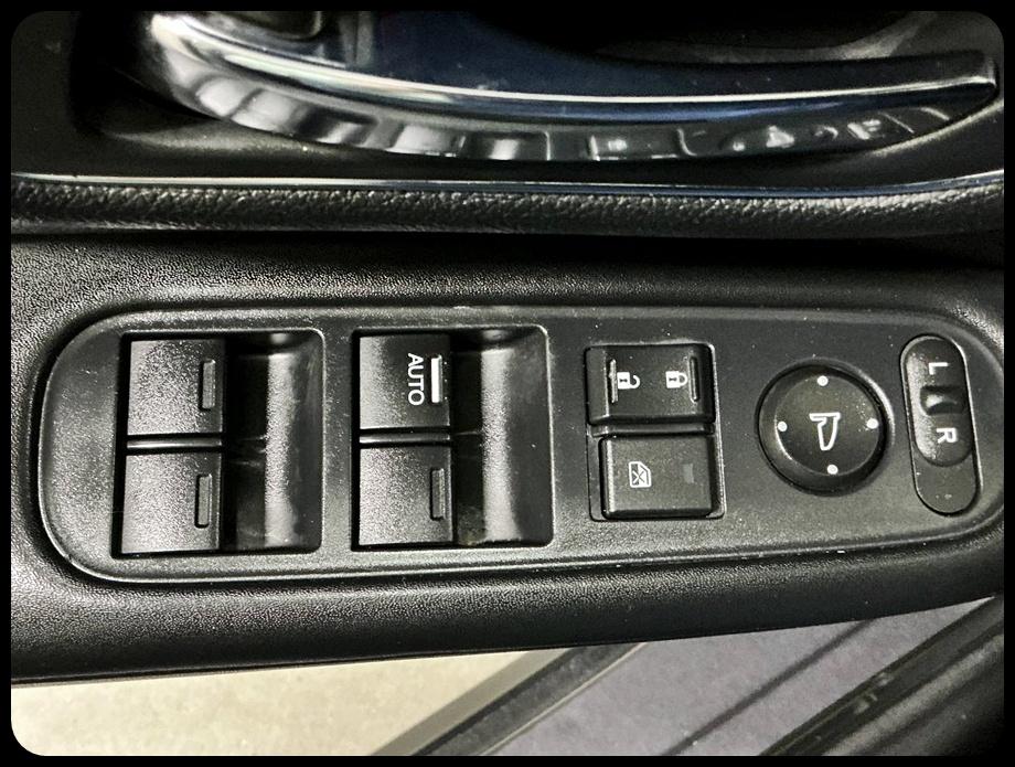 Honda HR-V EX-L w/Navigation CVT 2017
