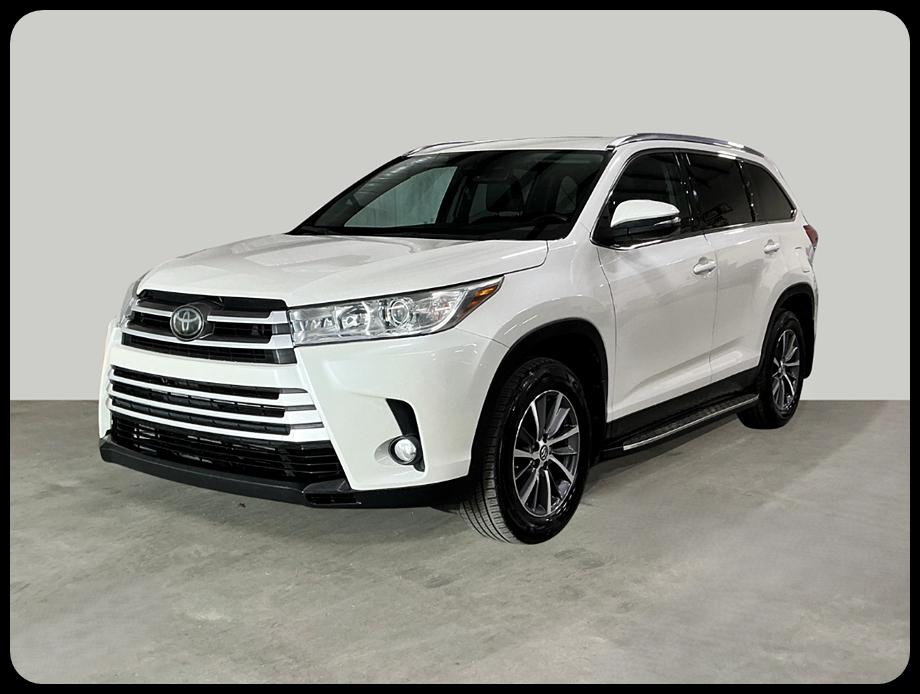 Toyota Highlander SE FWD V6 2019