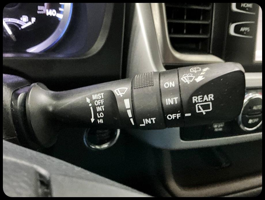 Toyota Highlander SE FWD V6 2019