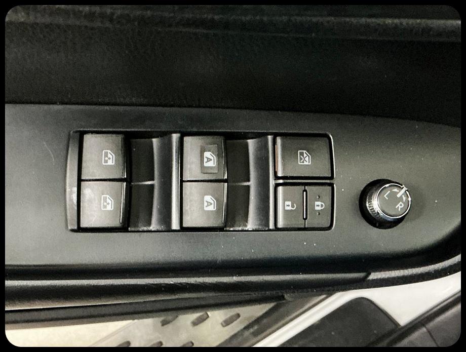 Toyota Highlander SE FWD V6 2019