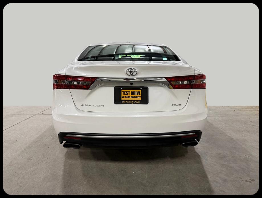 Toyota Avalon XLE 2016
