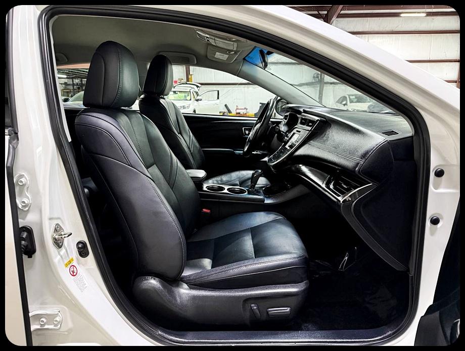 Toyota Avalon XLE 2016