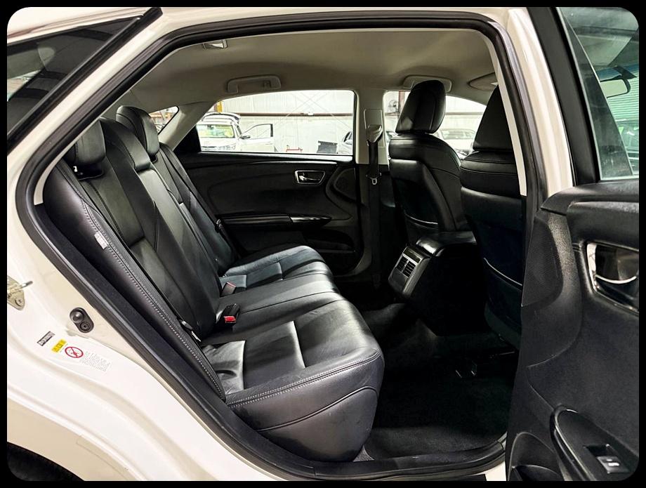 Toyota Avalon XLE 2016