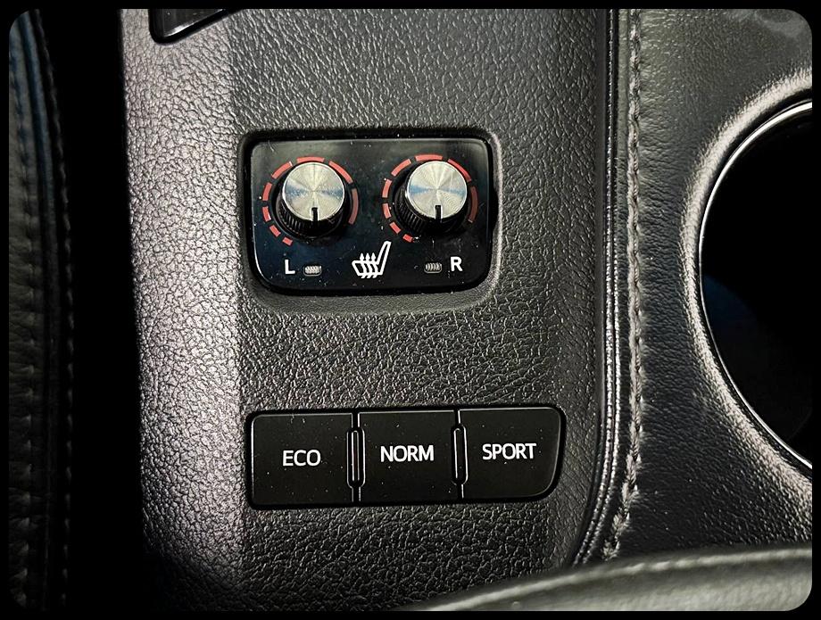 Toyota Avalon XLE 2016