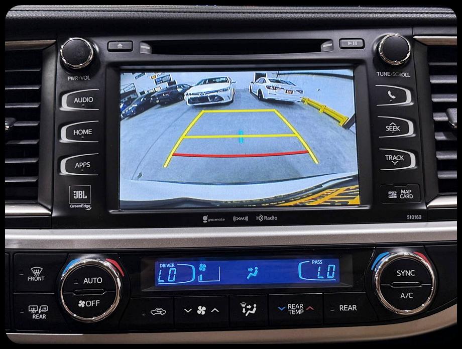 Toyota Highlander Limited AWD V6 2016