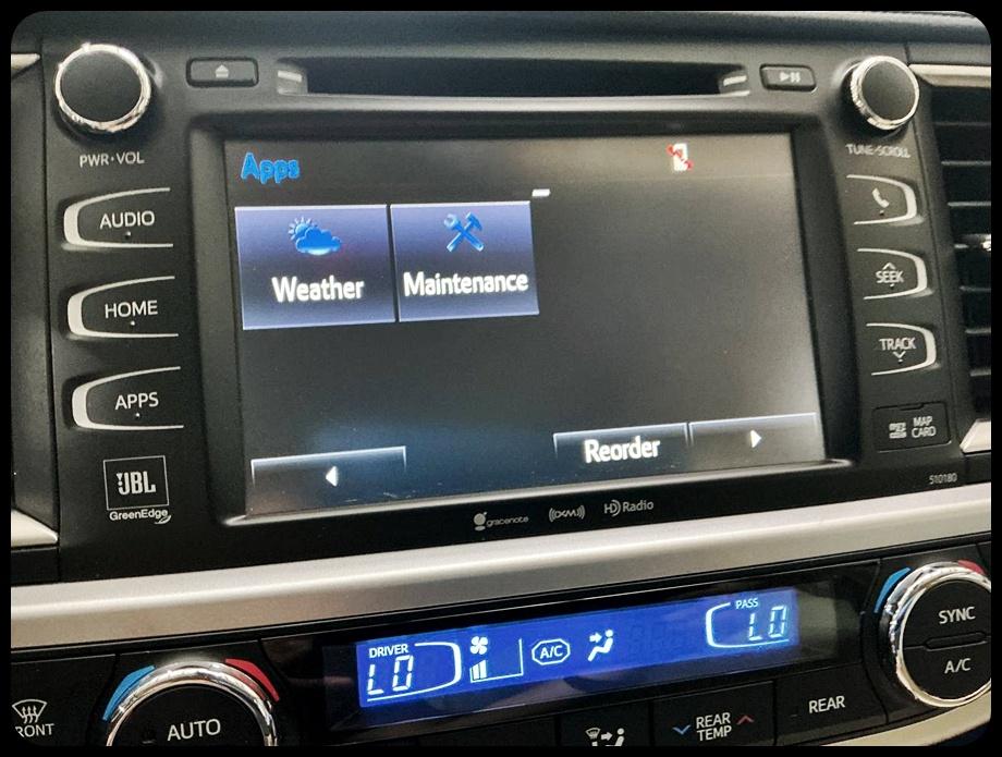 Toyota Highlander Limited Platinum FWD V6 2017