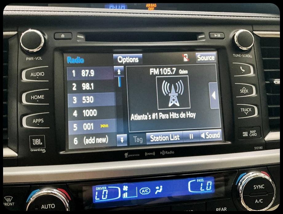 Toyota Highlander Limited Platinum FWD V6 2017