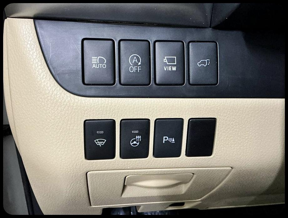 Toyota Highlander Limited Platinum FWD V6 2017