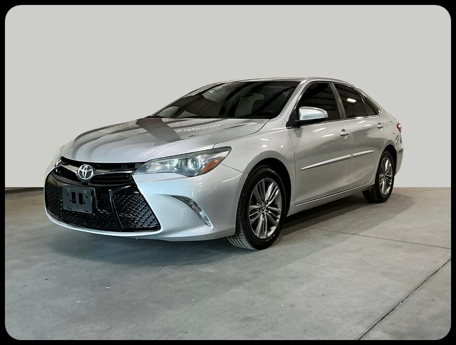 Toyota Camry SE 2015