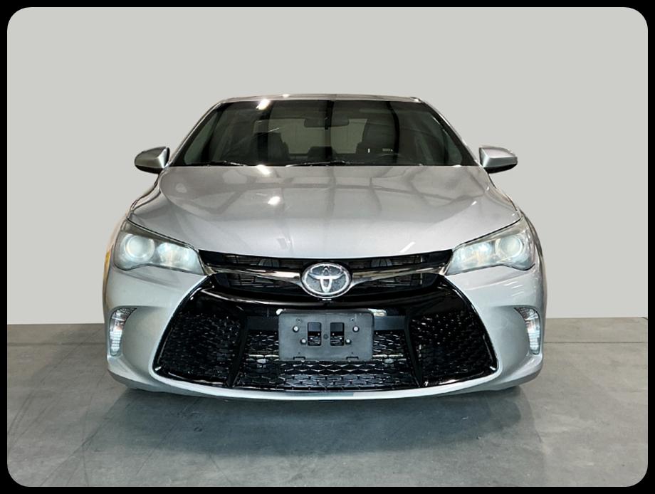 Toyota Camry SE 2015