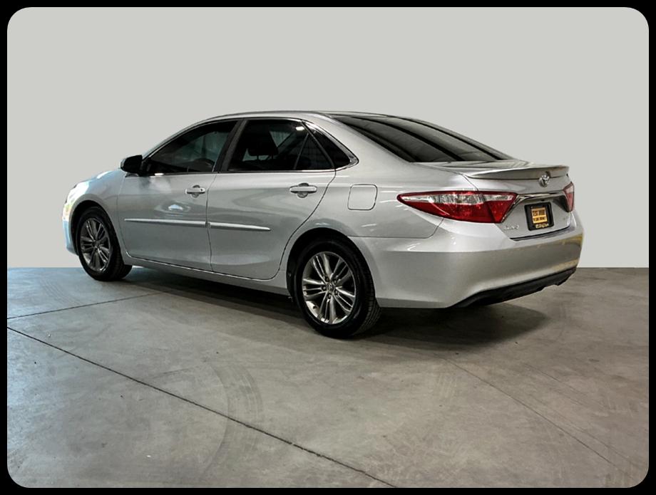 Toyota Camry SE 2015
