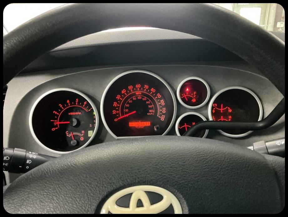 Toyota Tundra Tundra-Grade Double Cab 4.6L 2WD 2012