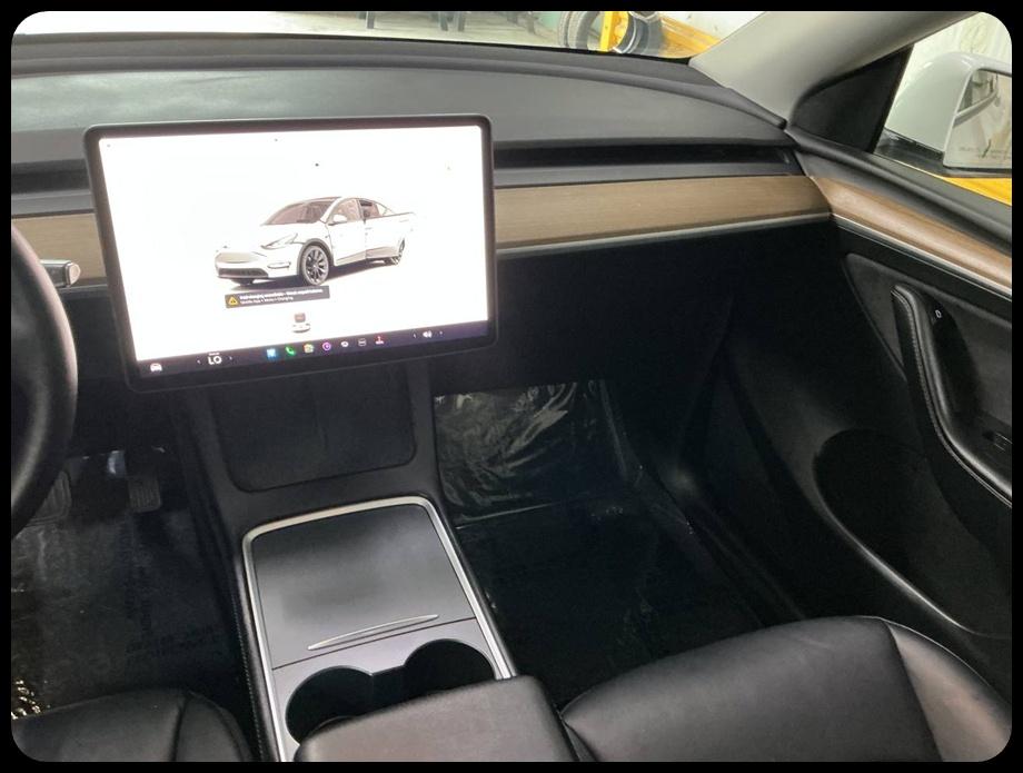 Tesla Model Y Long Range AWD 2023