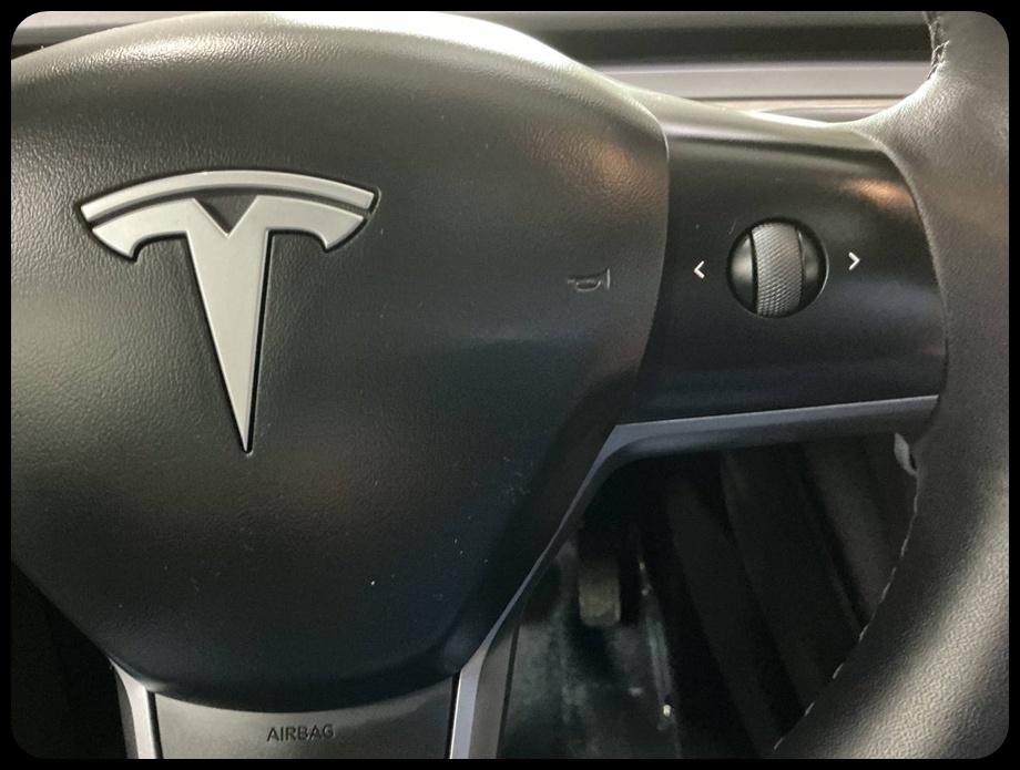 Tesla Model Y Long Range AWD 2023