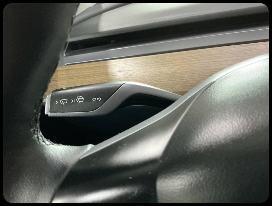 Tesla Model Y Long Range AWD 2023