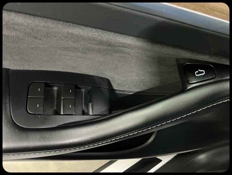 Tesla Model Y Long Range AWD 2023