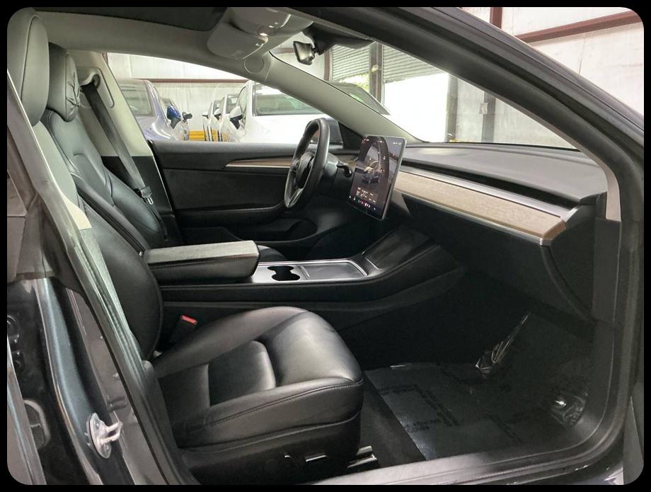 Tesla Model 3 Standard Range Plus 2022