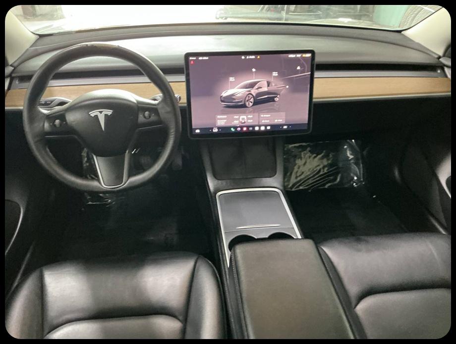 Tesla Model 3 Standard Range Plus 2022