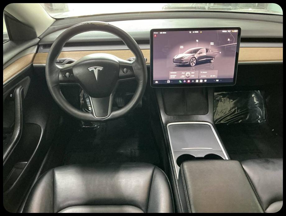 Tesla Model 3 Standard Range Plus 2022