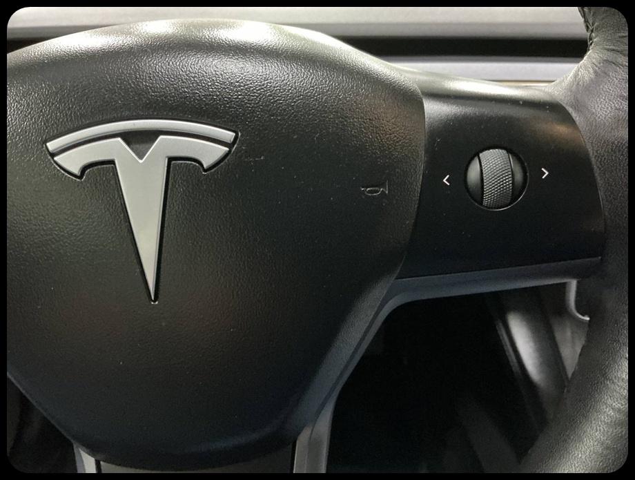 Tesla Model 3 Standard Range Plus 2022