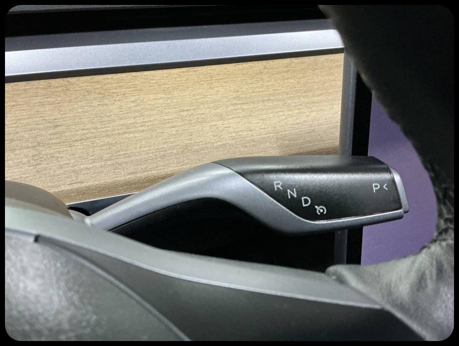 Tesla Model 3 Standard Range Plus 2022
