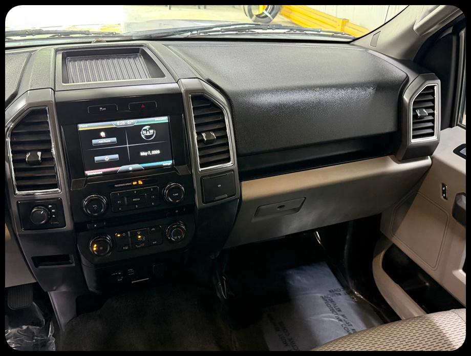 Ford F-150 XLT SuperCab 4WD 2015