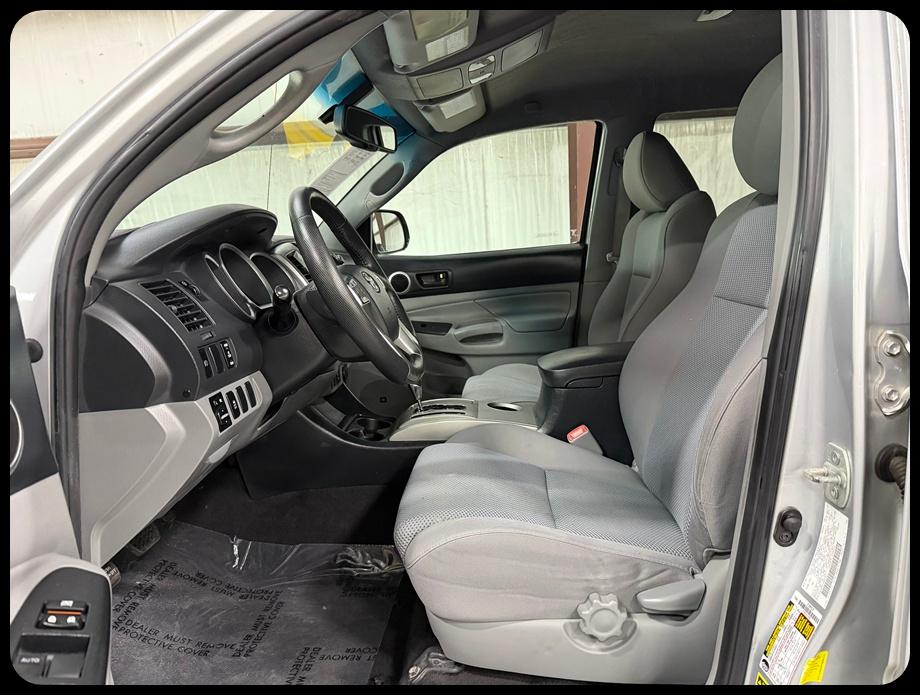 Toyota Tacoma PreRunner Double Cab V6 Auto 2WD 2013