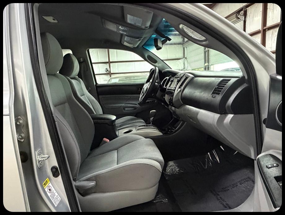Toyota Tacoma PreRunner Double Cab V6 Auto 2WD 2013
