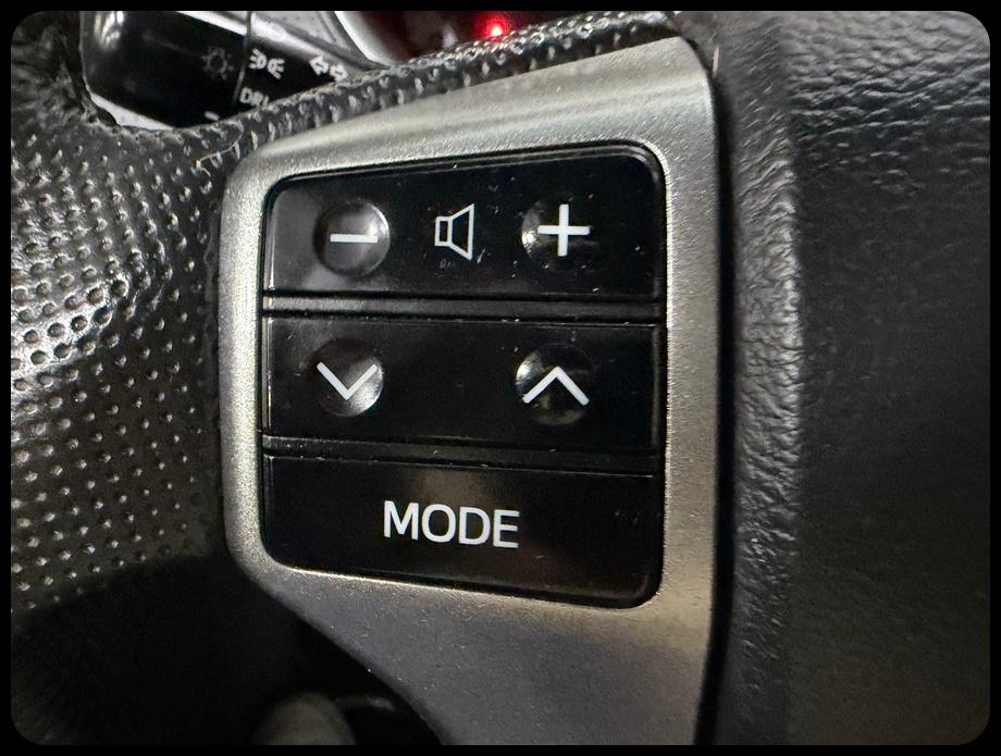 Toyota Tacoma PreRunner Double Cab V6 Auto 2WD 2013