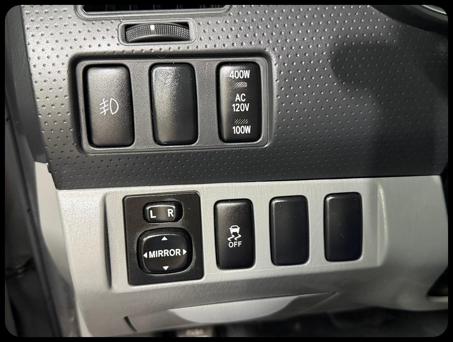 Toyota Tacoma PreRunner Double Cab V6 Auto 2WD 2013