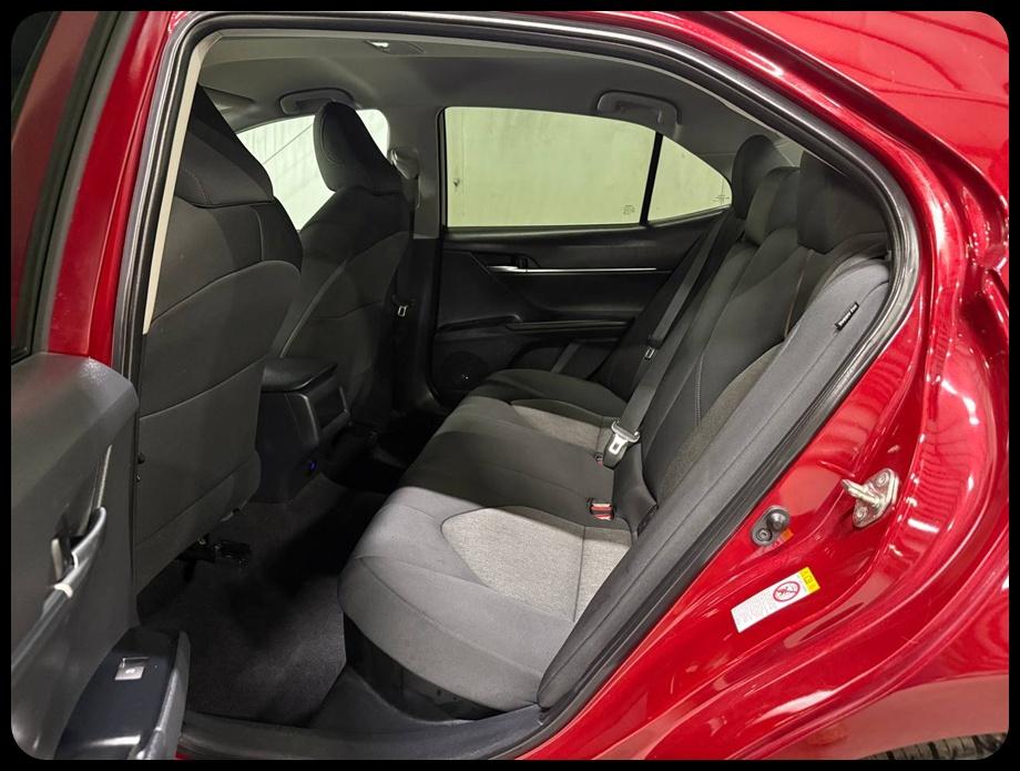 Toyota Camry Hybrid LE 2019