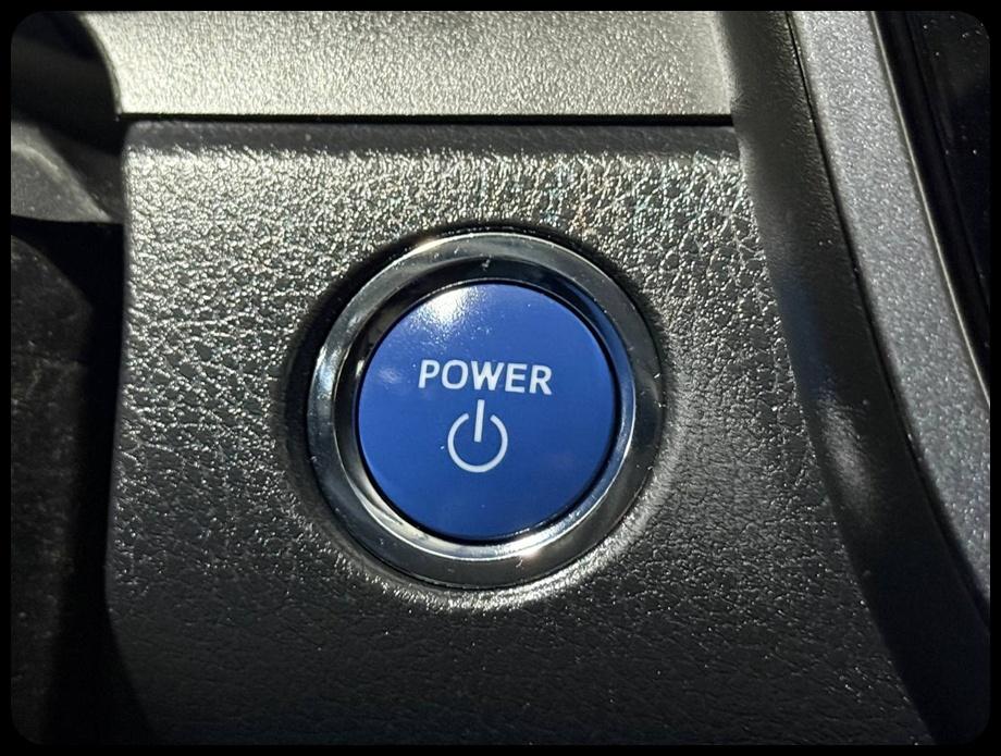 Toyota Camry Hybrid LE 2019