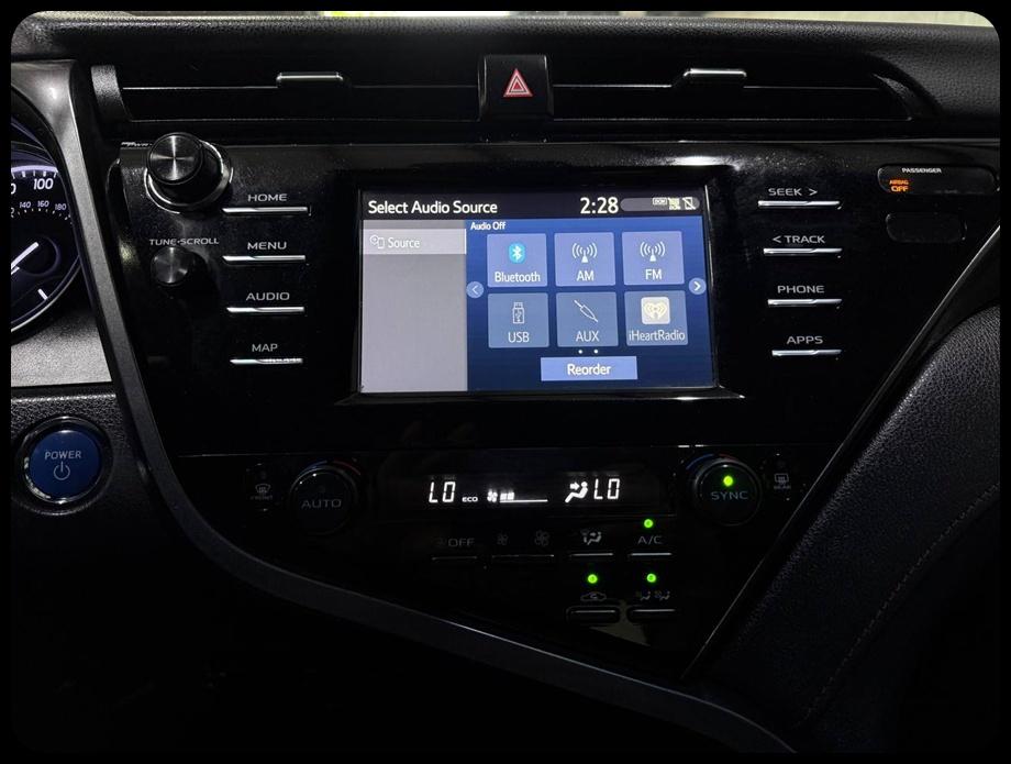 Toyota Camry Hybrid LE 2019