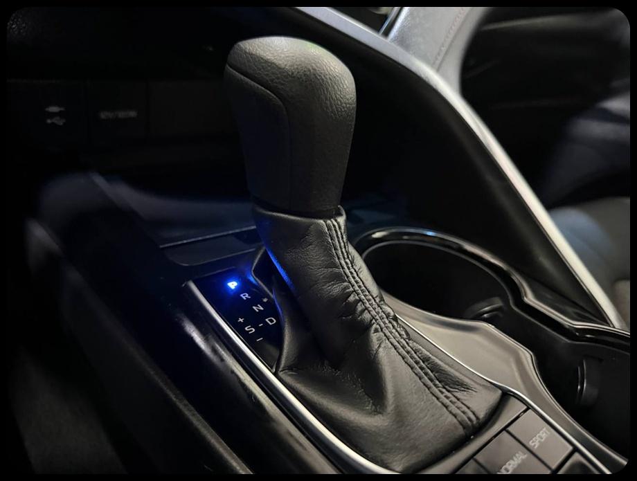 Toyota Camry Hybrid LE 2019