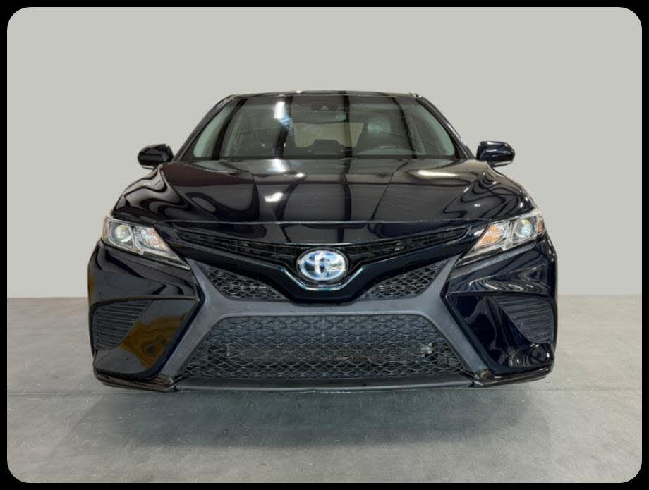 Toyota Camry SE 2018
