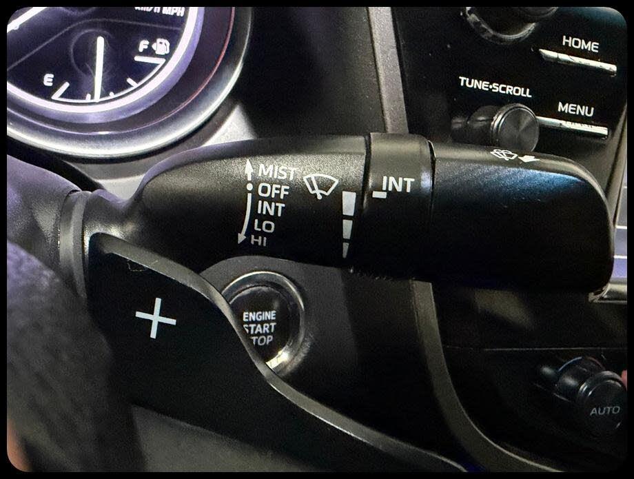 Toyota Camry SE 2018