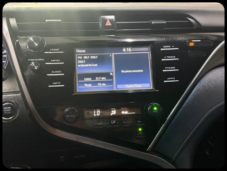 Toyota Camry SE 2018