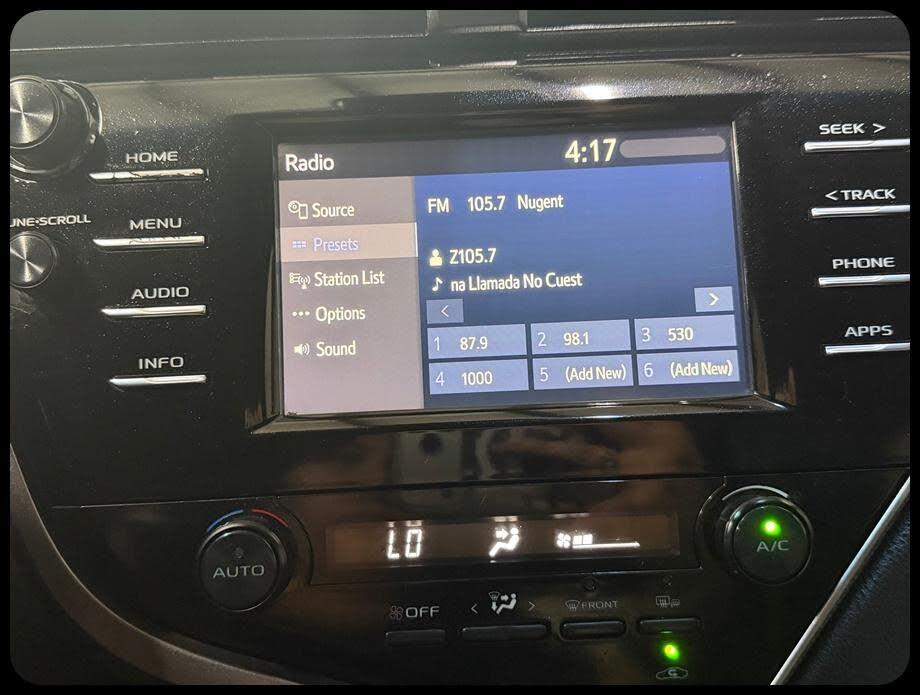 Toyota Camry SE 2018