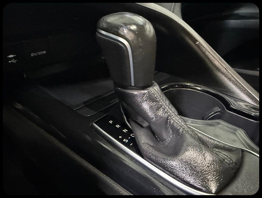 Toyota Camry SE 2018