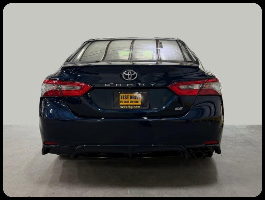 Toyota Camry SE 2018