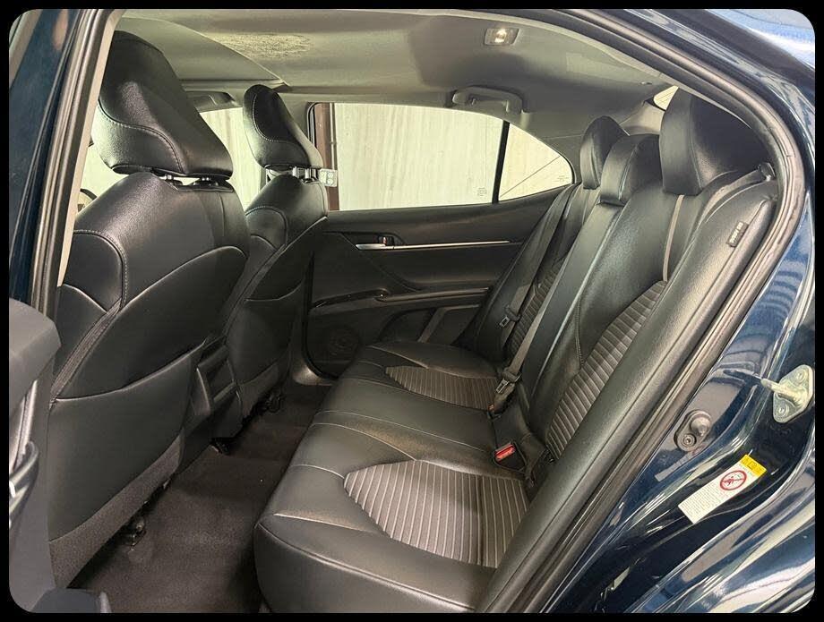 Toyota Camry SE 2018