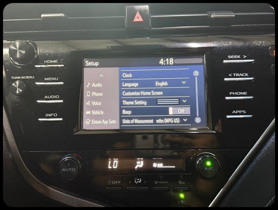 Toyota Camry SE 2018