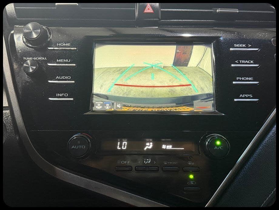 Toyota Camry SE 2018