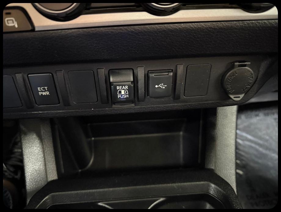 Toyota Tacoma SR5 Double Cab Long Bed V6 6AT 2WD 2021