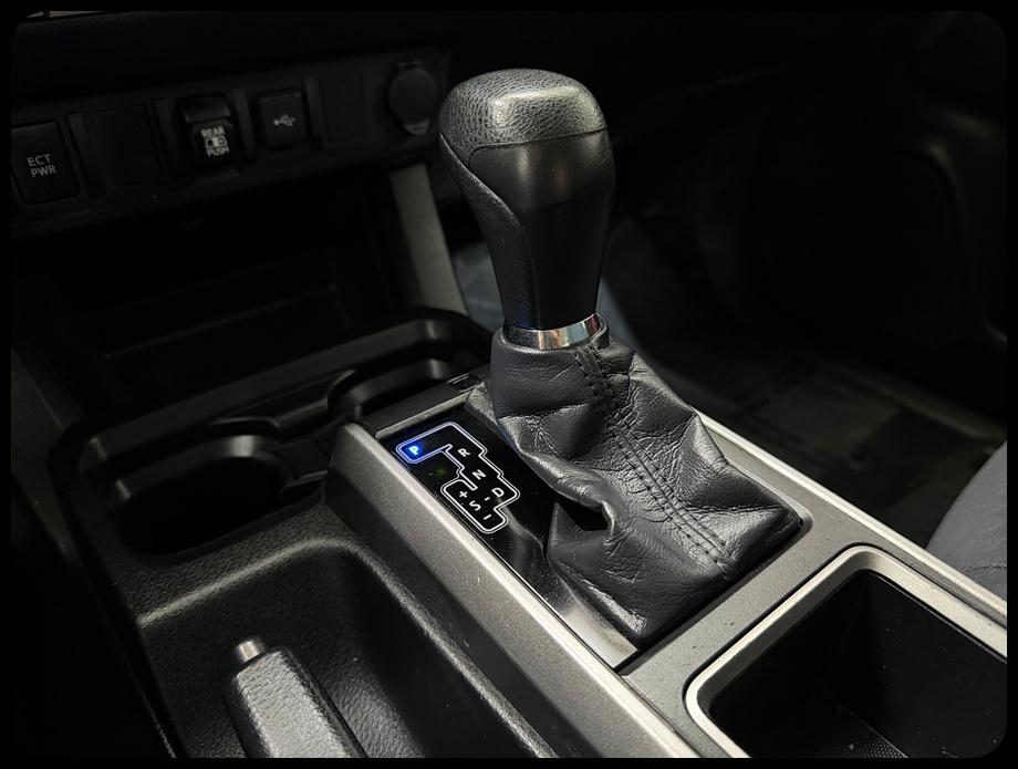 Toyota Tacoma SR5 Double Cab Long Bed V6 6AT 2WD 2021